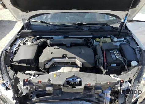 2013 Chevrolet Malibu 1Lt из США, поврежденный, VIN 1G11C5SA2DF142618